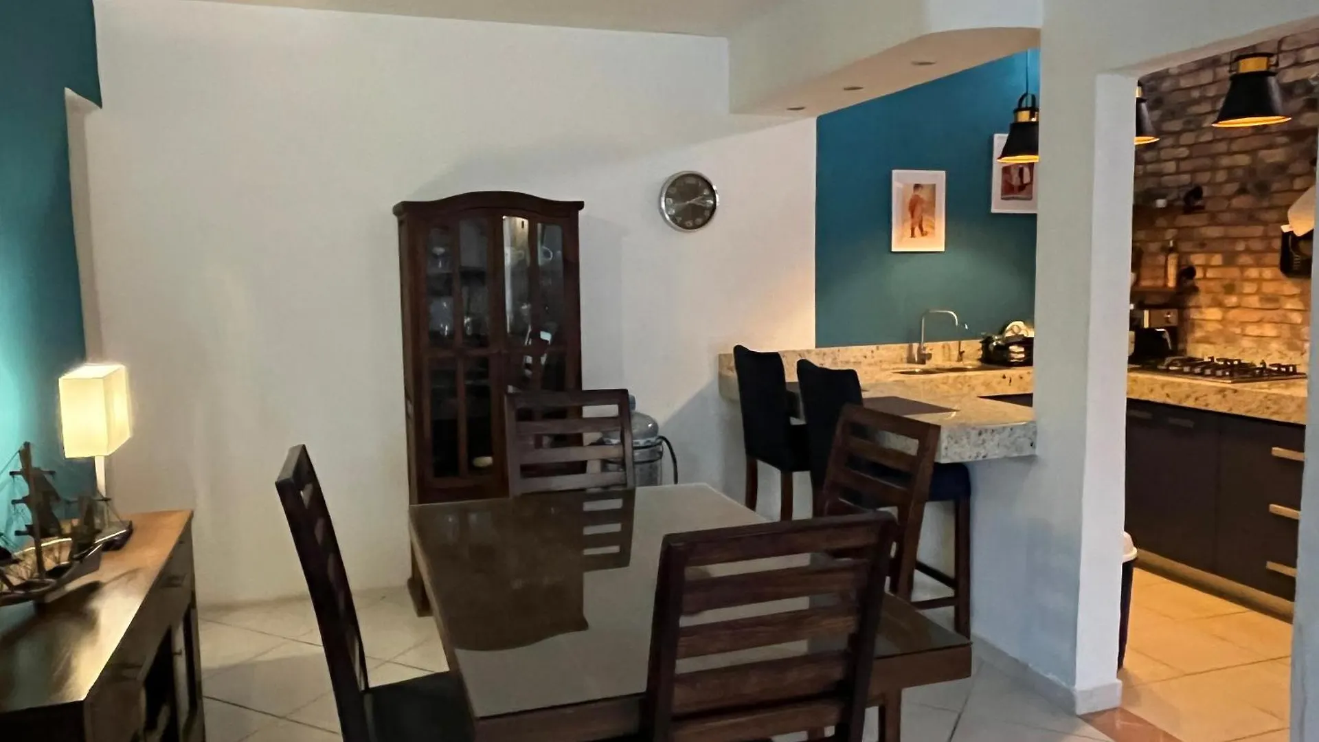 Villa Palmier -Quiet Cosy Air Conditioned Terrace بويرتو فالارتا