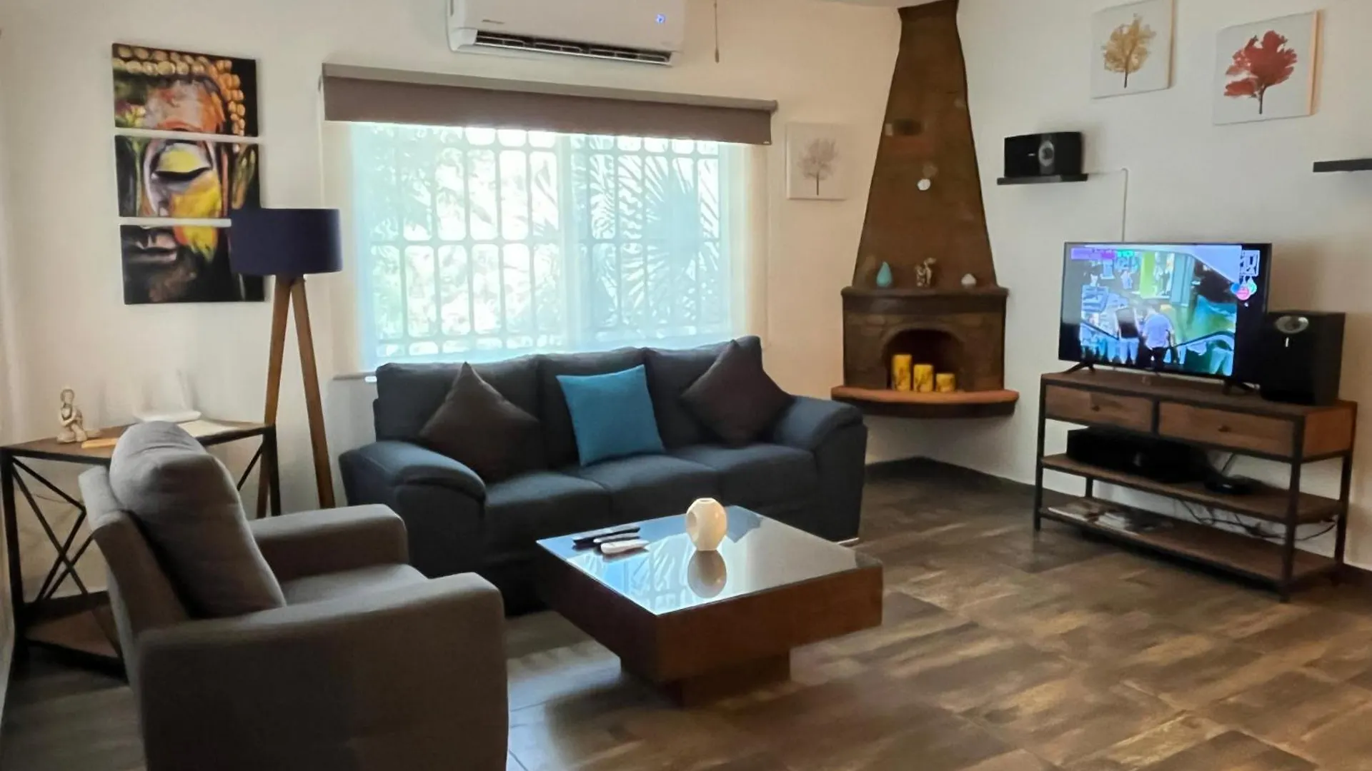 Villa Palmier -Quiet Cosy Air Conditioned Terrace بويرتو فالارتا 0*,  المكسيك